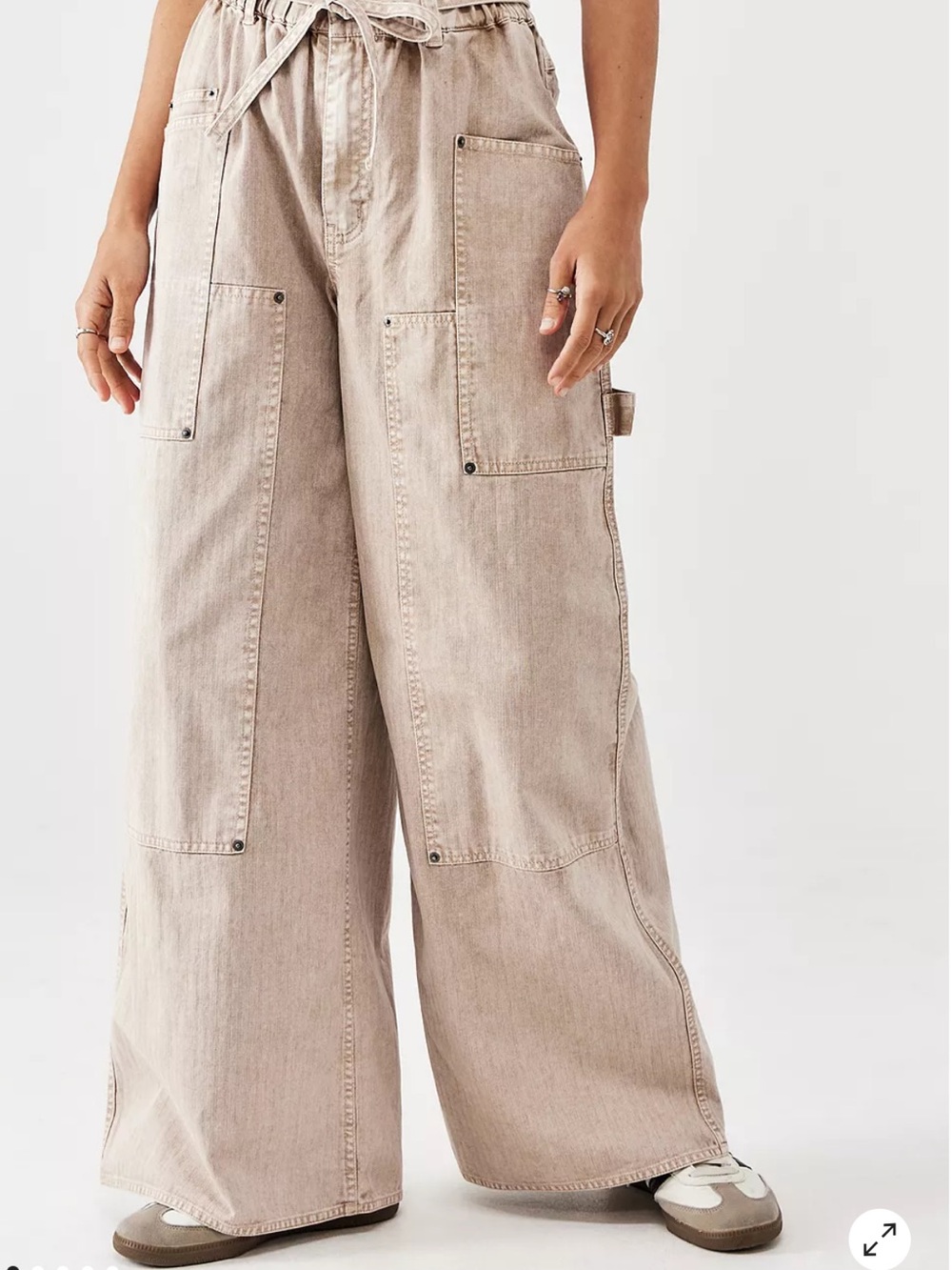NWT BDG Urban Outfitters Kayla Wide-Leg Cargo Pant